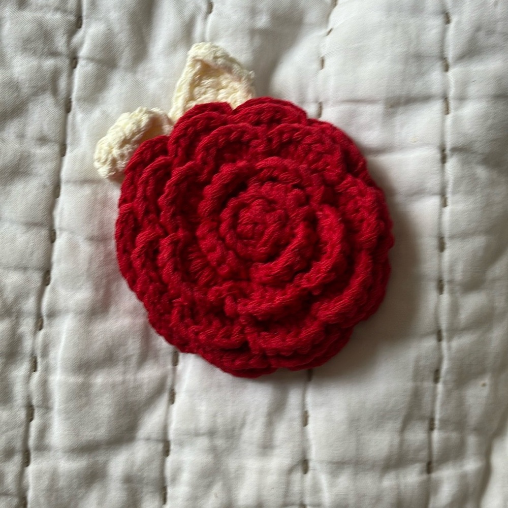 Rouje Yacinthe Crochet Hair Brooch in Rouge